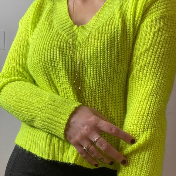 Sweater Revamped - Picture 1 of 4
